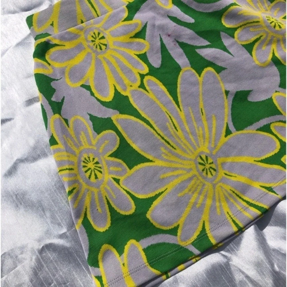 Zara Floral Mini Skirt Size Medium